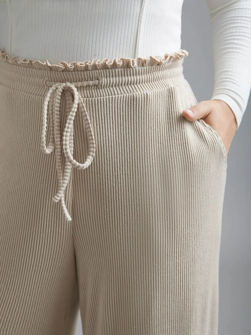 Solid Drawstring Fit Stretch Pants