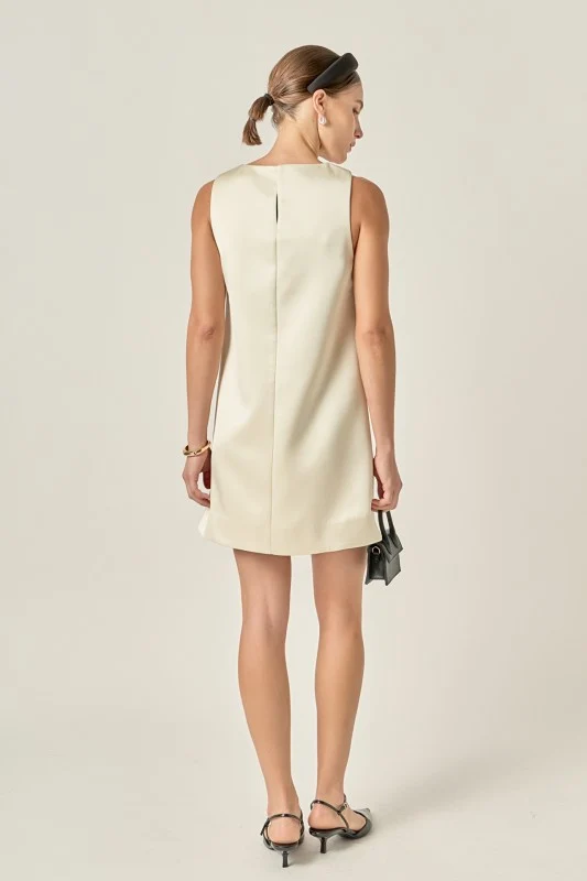 ANN Satin Sleeveless Midi Dress
