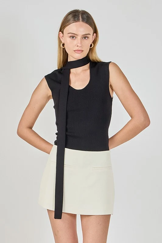 Ann Neckband Knited Top