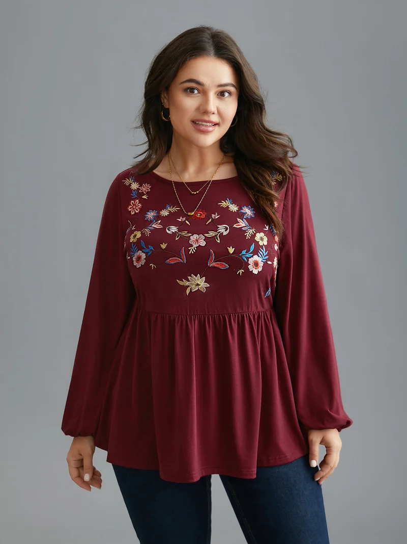 Floral Embroidery Gathered Lantern Sleeve T-shirt