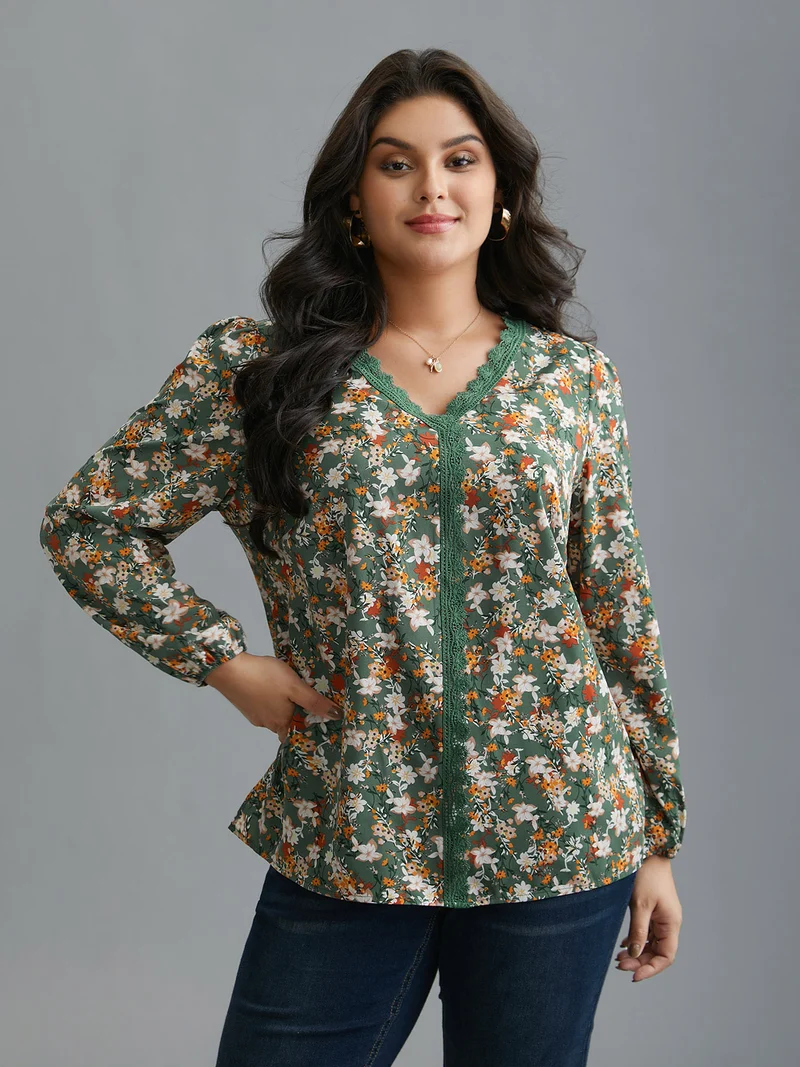 Floral Lace Panel Lantern Sleeve Blouse