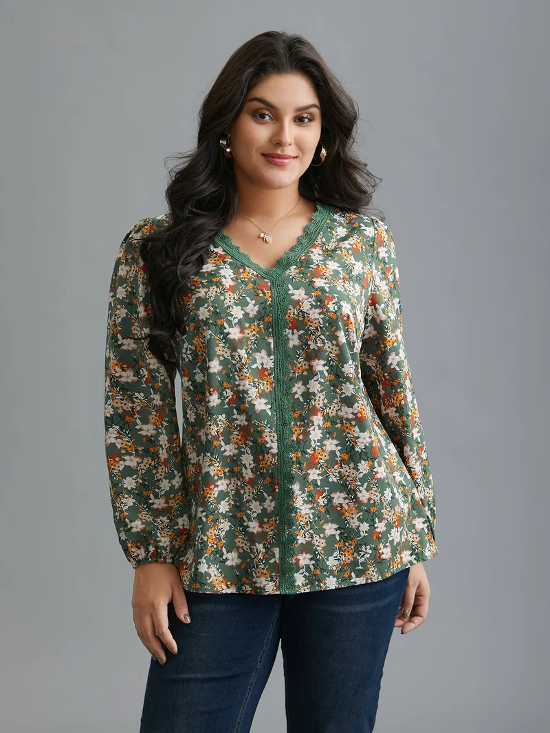 Floral Lace Panel Lantern Sleeve Blouse