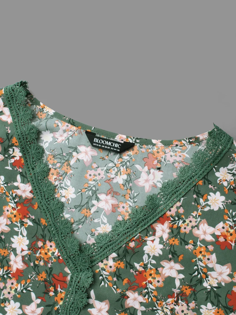 Floral Lace Panel Lantern Sleeve Blouse