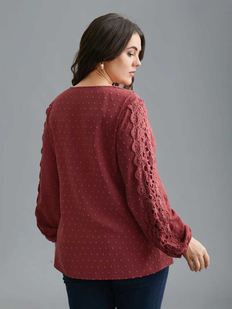 Lace Trim V-Neck Textured Blouse