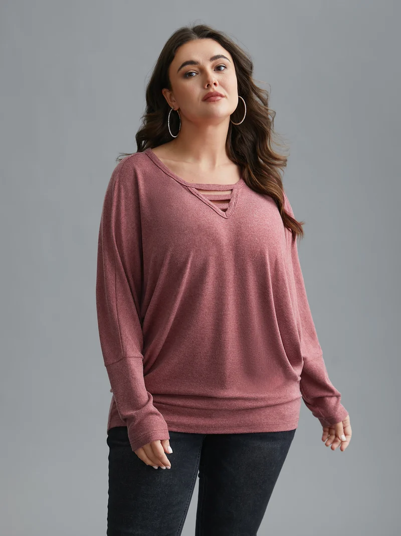 V-Neck Cut-out Seamed T-shirt