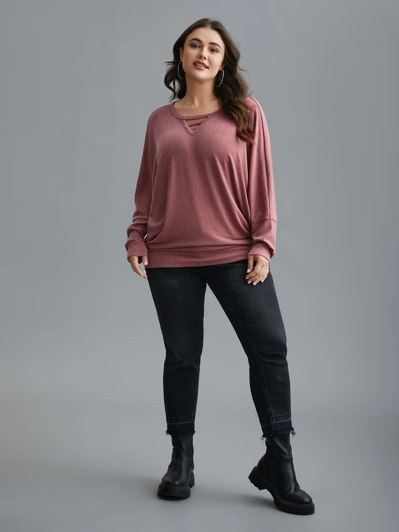 V-Neck Cut-out Seamed T-shirt