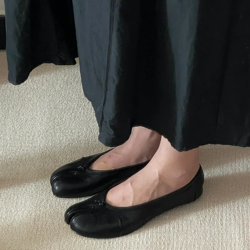 Ballerines Tabi en cuir souple pour femmes – Confortables, élégantes et décontractées, parfaites au quotidien