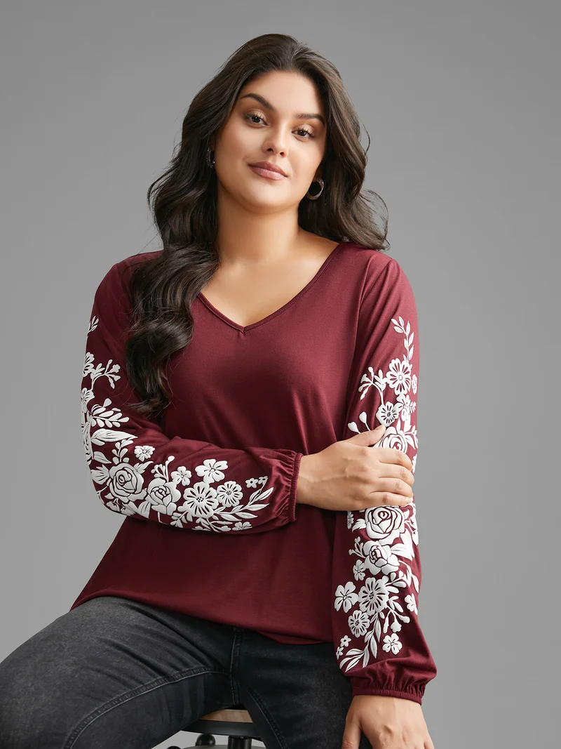 V Neck Silhouette Floral Print T-shirt