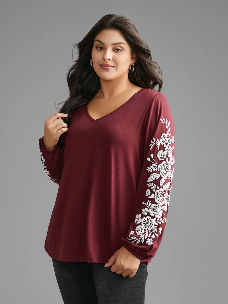 V Neck Silhouette Floral Print T-shirt