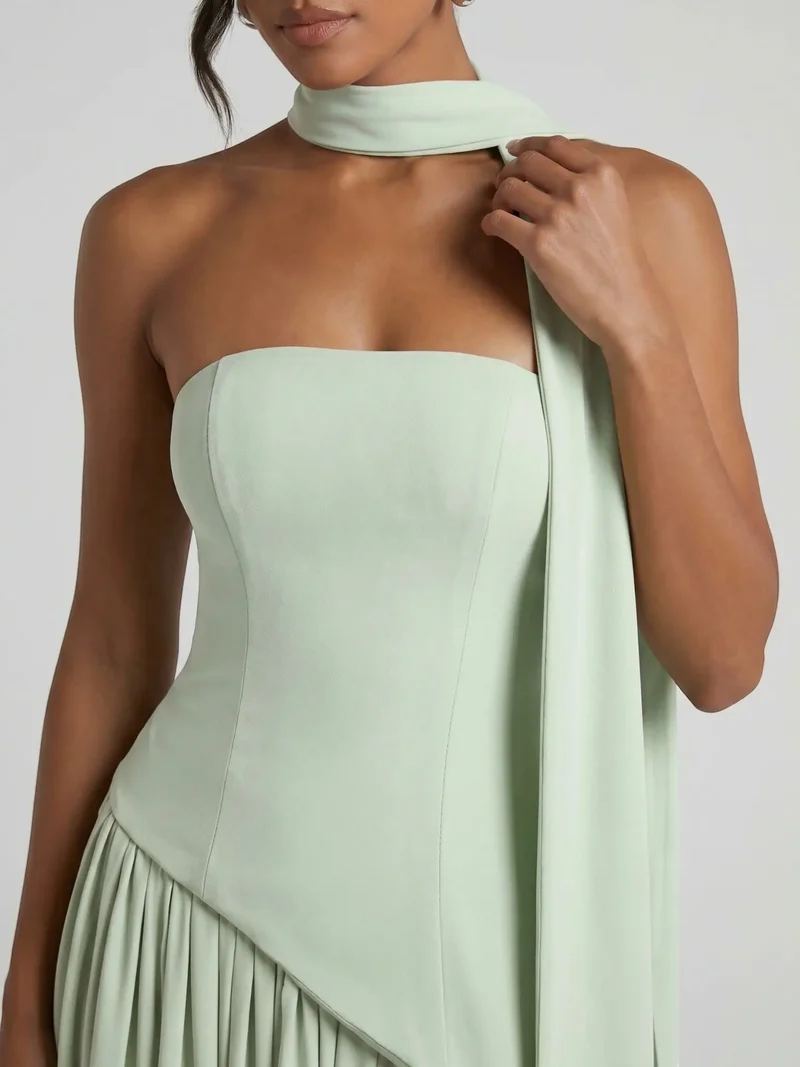 Women's Elegant Chiffon Evening Dress | Strapless Floor-Length Formal Gown with Scarf Detail