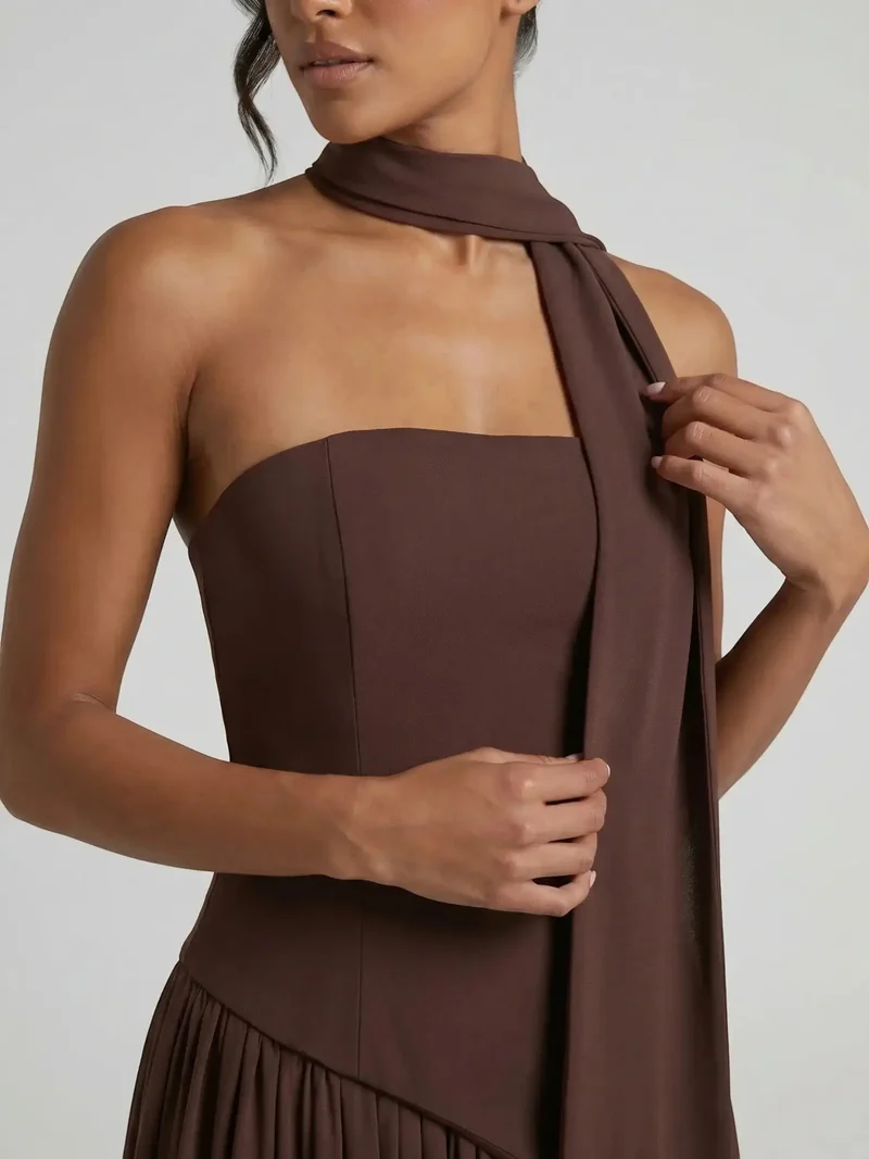 Women's Elegant Chiffon Evening Dress | Strapless Floor-Length Formal Gown with Scarf Detail