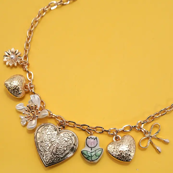 CHARM NECKLACE