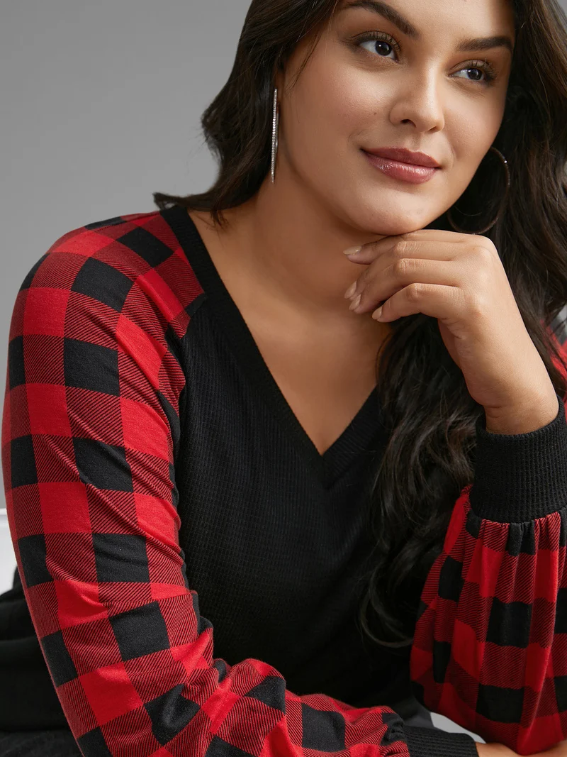 V Neck Plaid Patchwork Contrast T-shirt