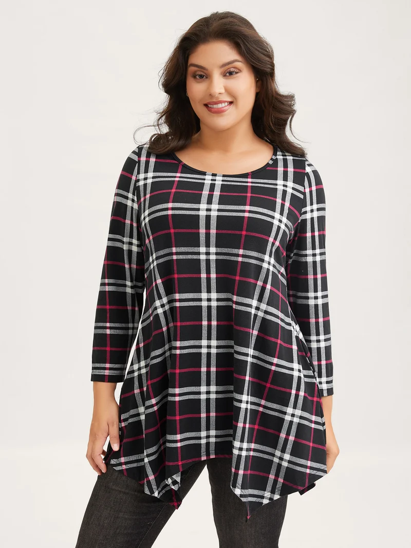 Plaid Asymmetrical Hem Pocket T-shirt
