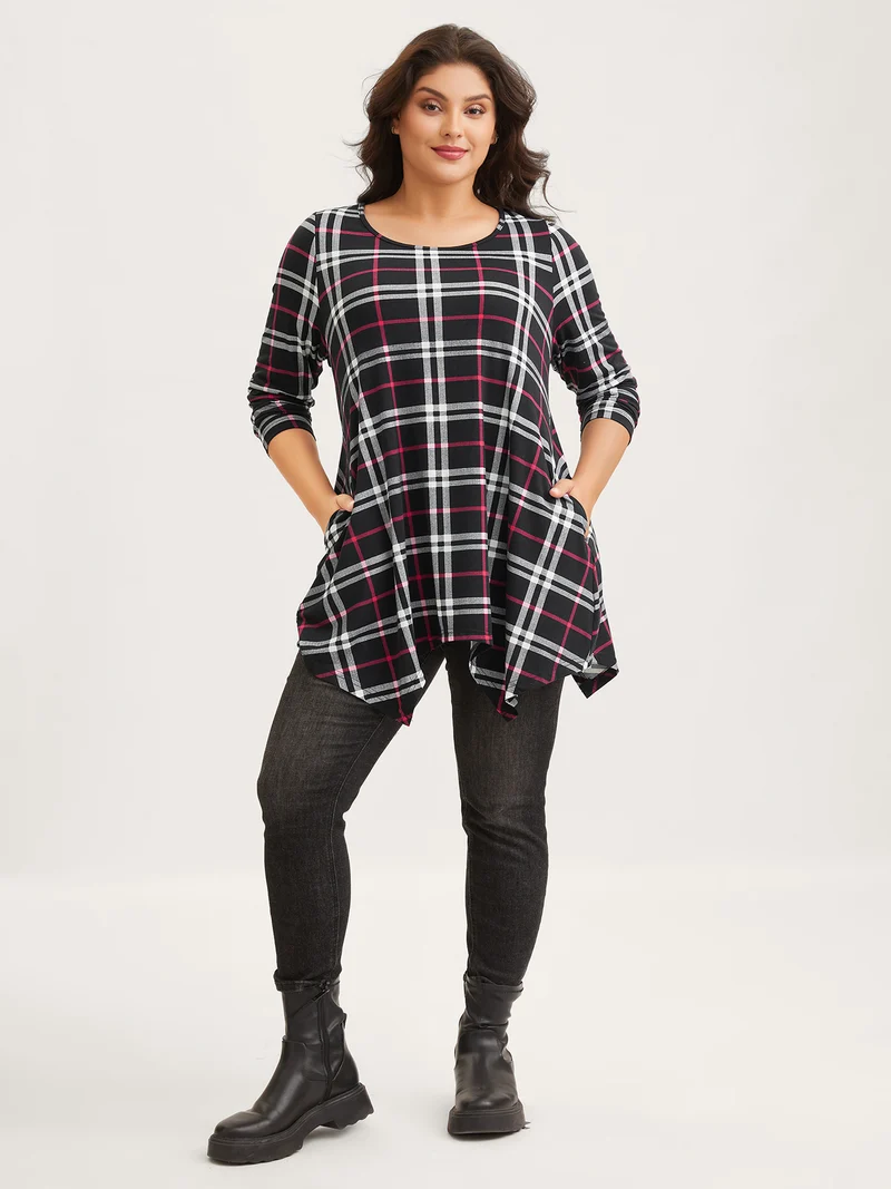 Plaid Asymmetrical Hem Pocket T-shirt
