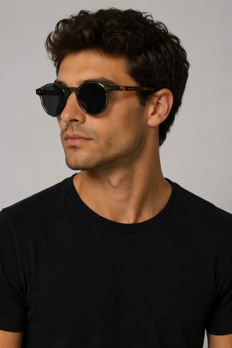 Unisex Lightweight Plastic Round Sunglasses | Sleek Minimalist Retro Shades
