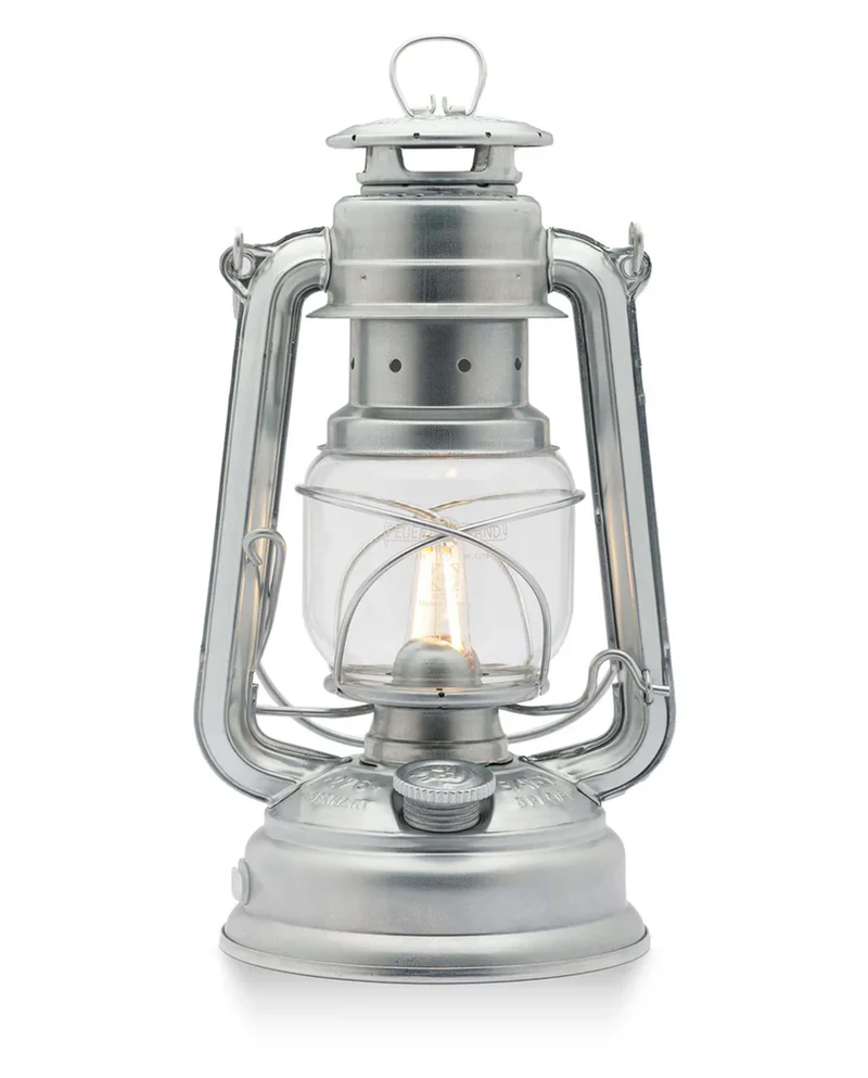 Lampe lanterne LED sur pied