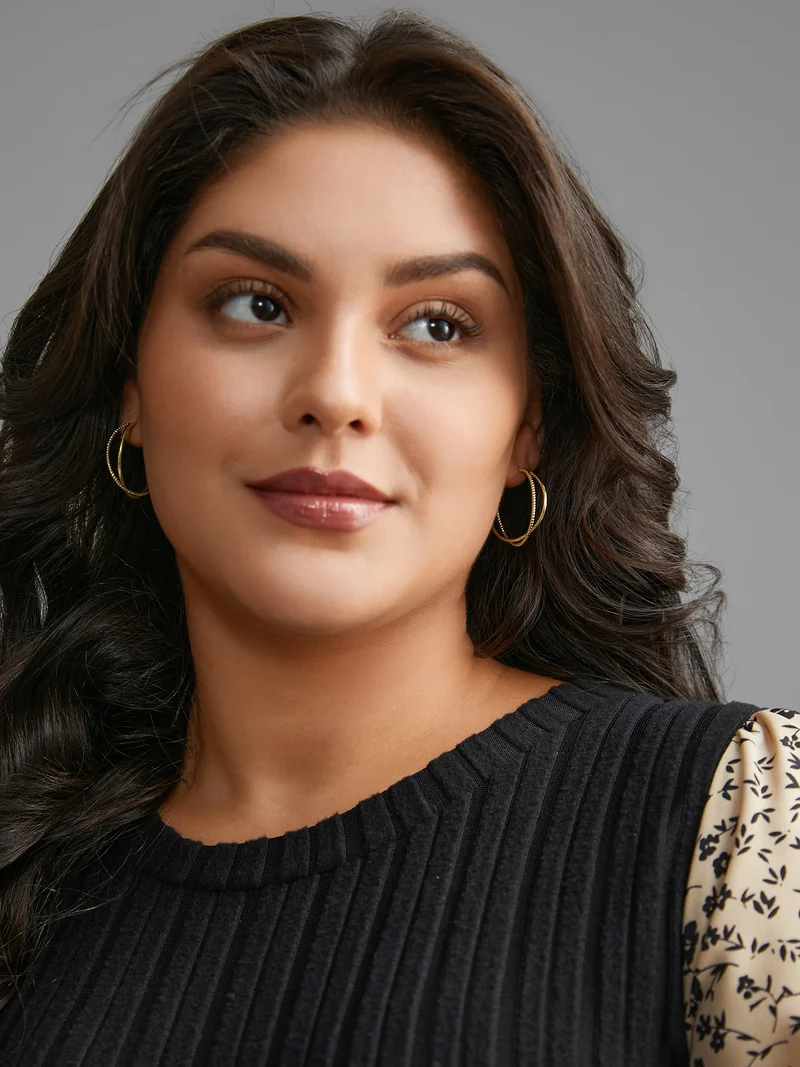 Twist Design Hoop Earrings