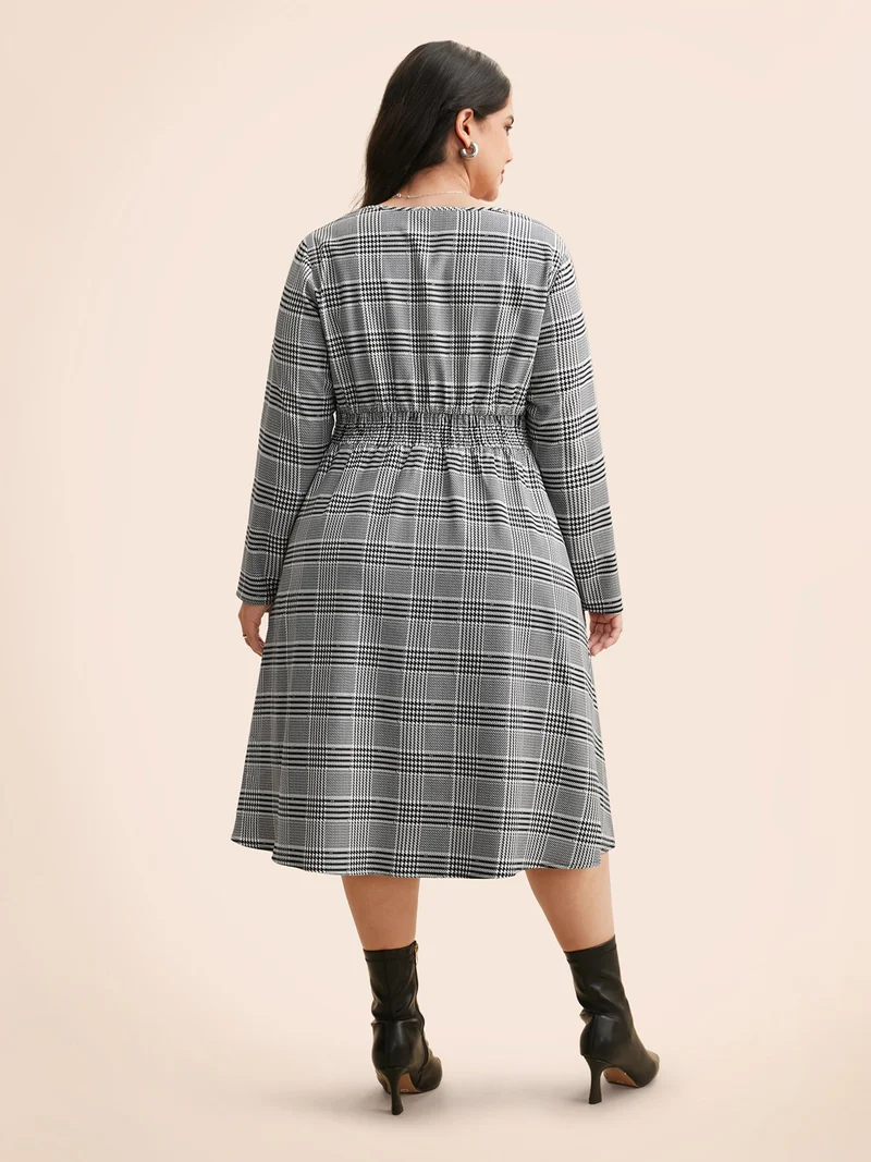 Houndstooth Round Neck Shirred Tucked Seam Dress