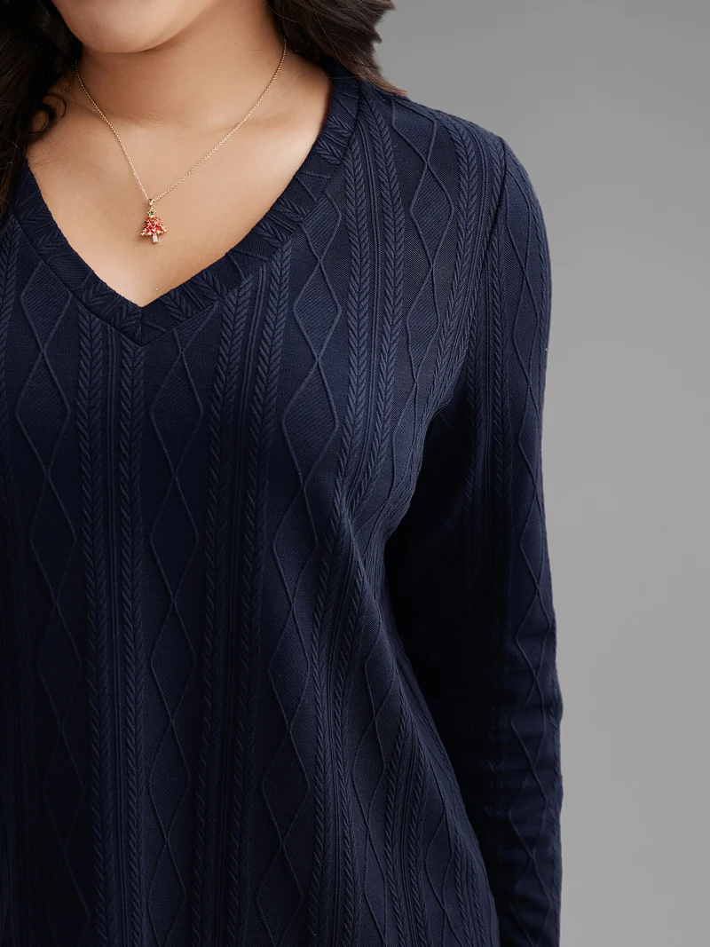 V-neck Cable Knit Slim-Fit Tee