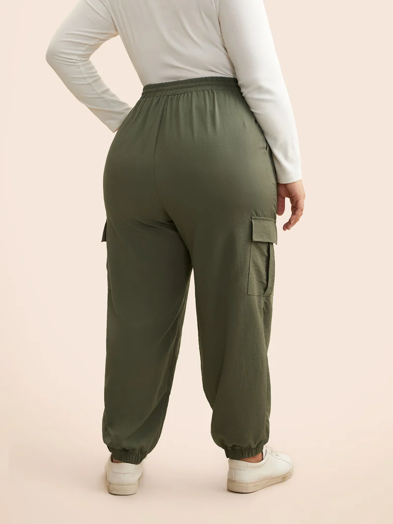 Mid Rise Patched Pocket Drawstring Pants