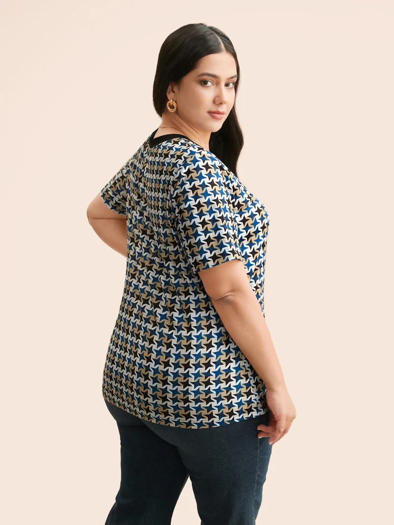 V Neck Geometric Patchwork Contrast T-shirt