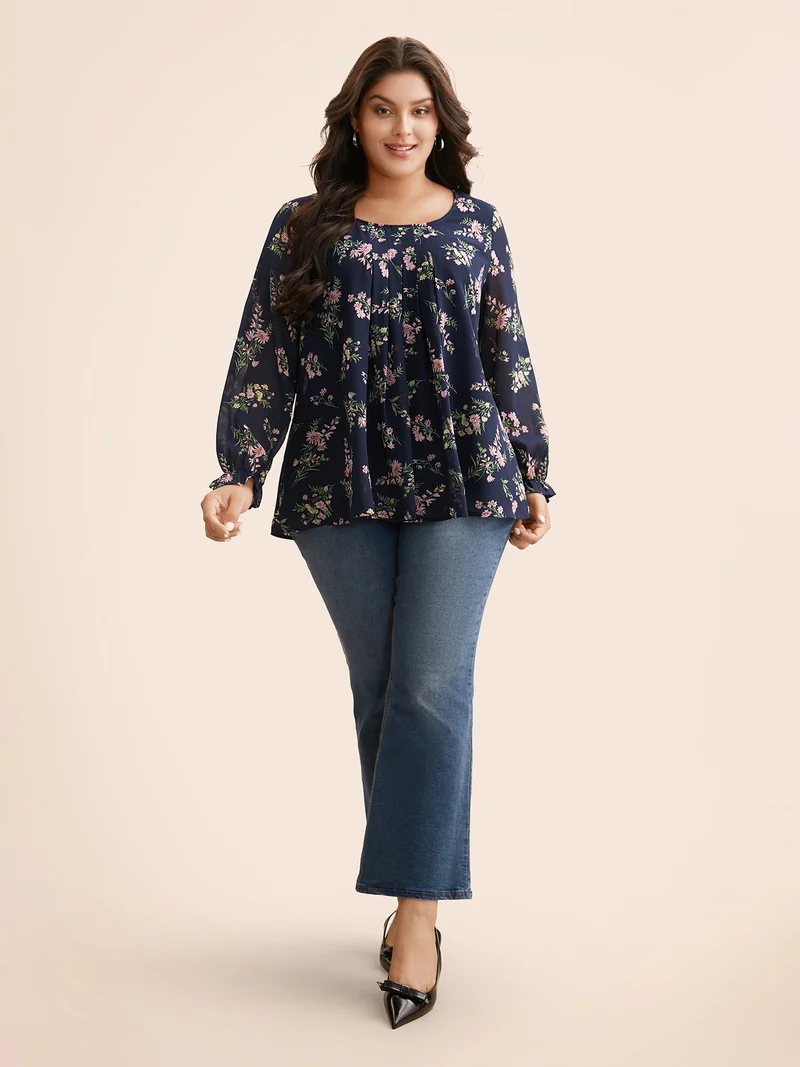 Chiffon Floral Round Neck Pleated Blouse