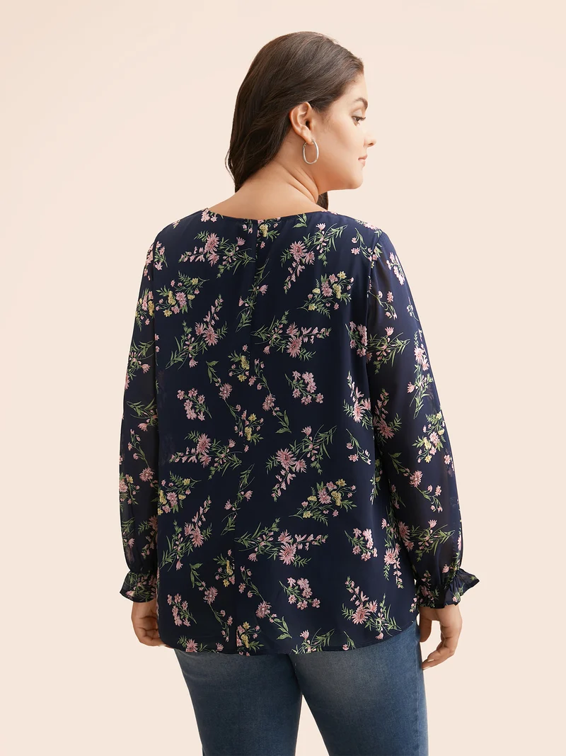 Chiffon Floral Round Neck Pleated Blouse