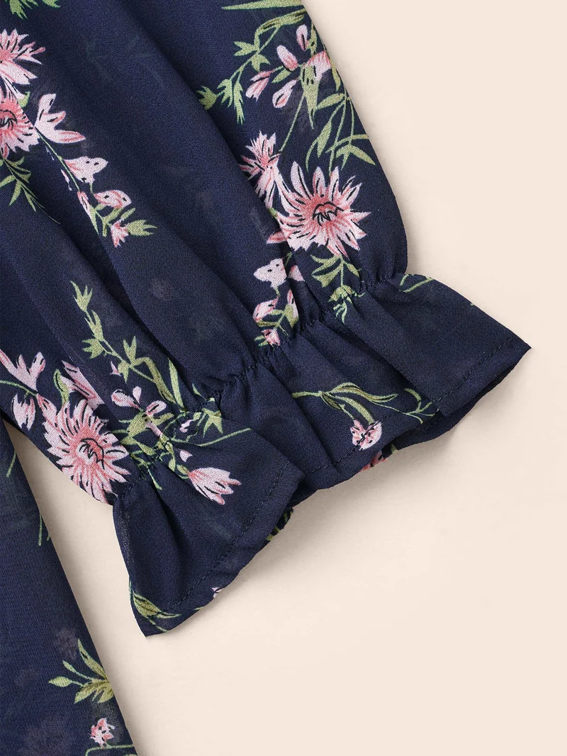 Chiffon Floral Round Neck Pleated Blouse
