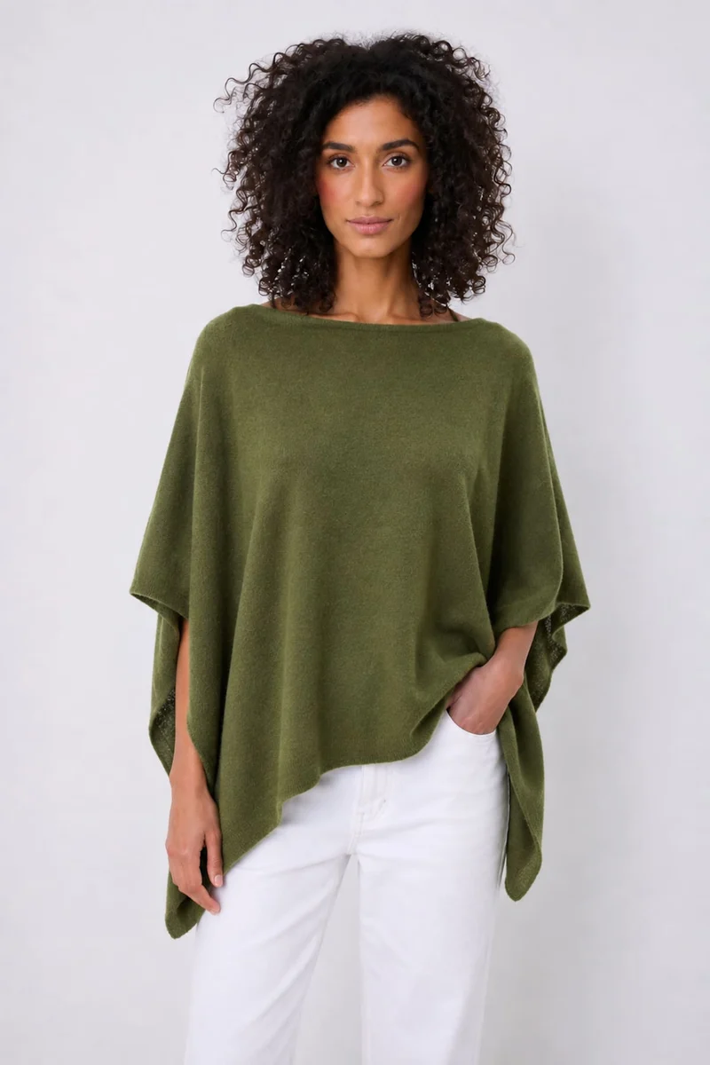 Poncho en tricot à encolure bateau
