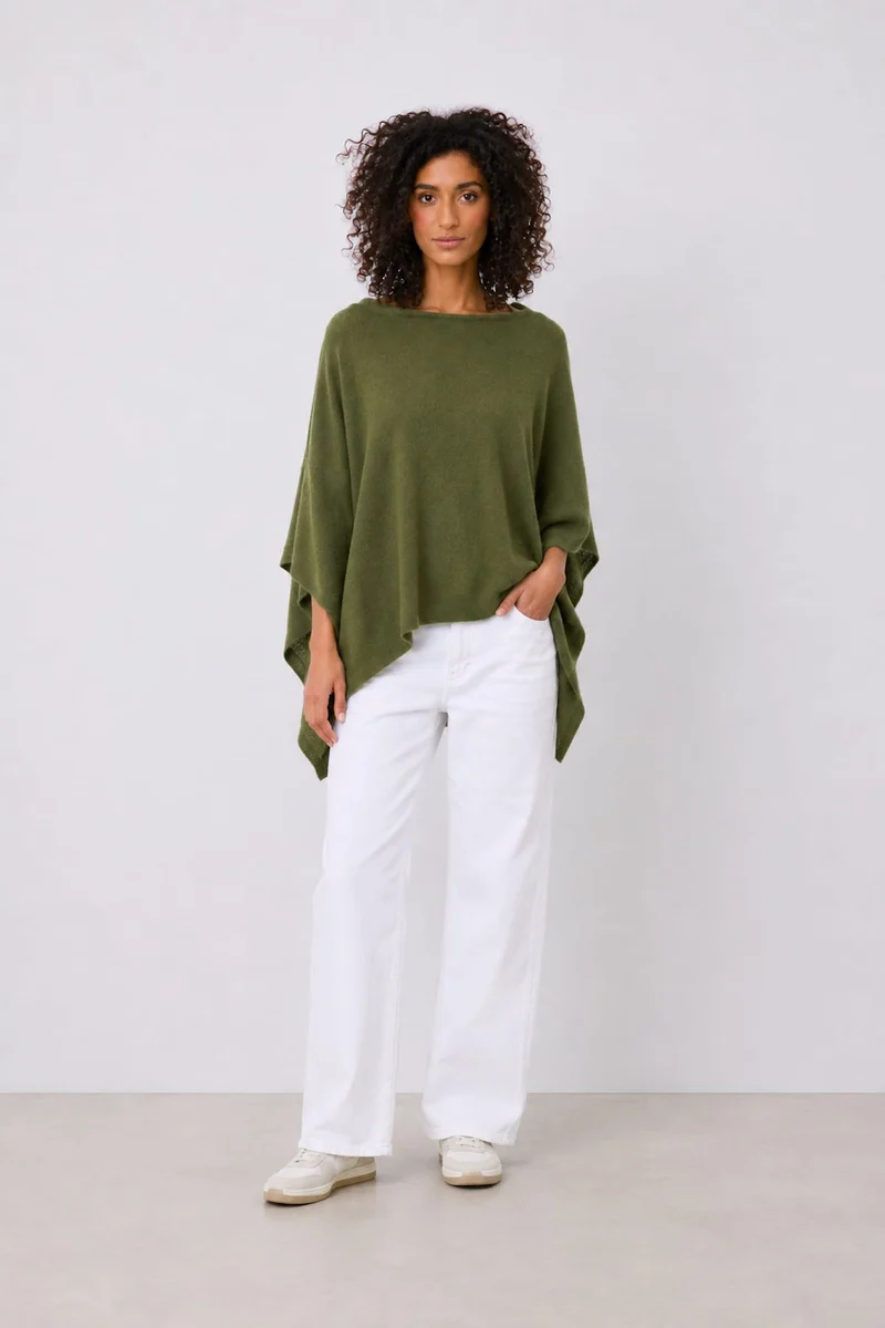 Poncho en tricot à encolure bateau