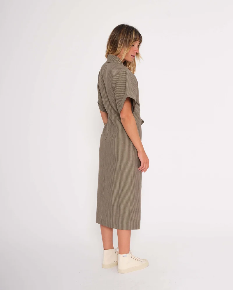 Robe cache-coeur en coton bio et lin