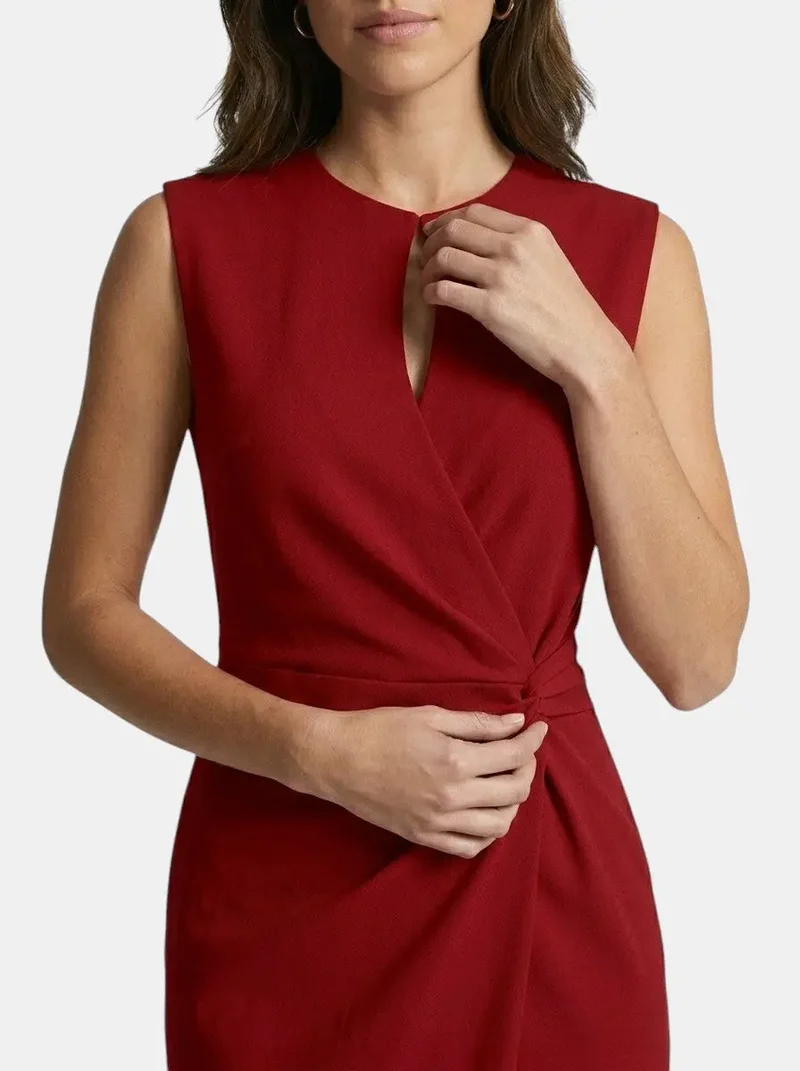 Women's Elegant Black Cocktail Dress | Flattering Versatile Evening Gown
