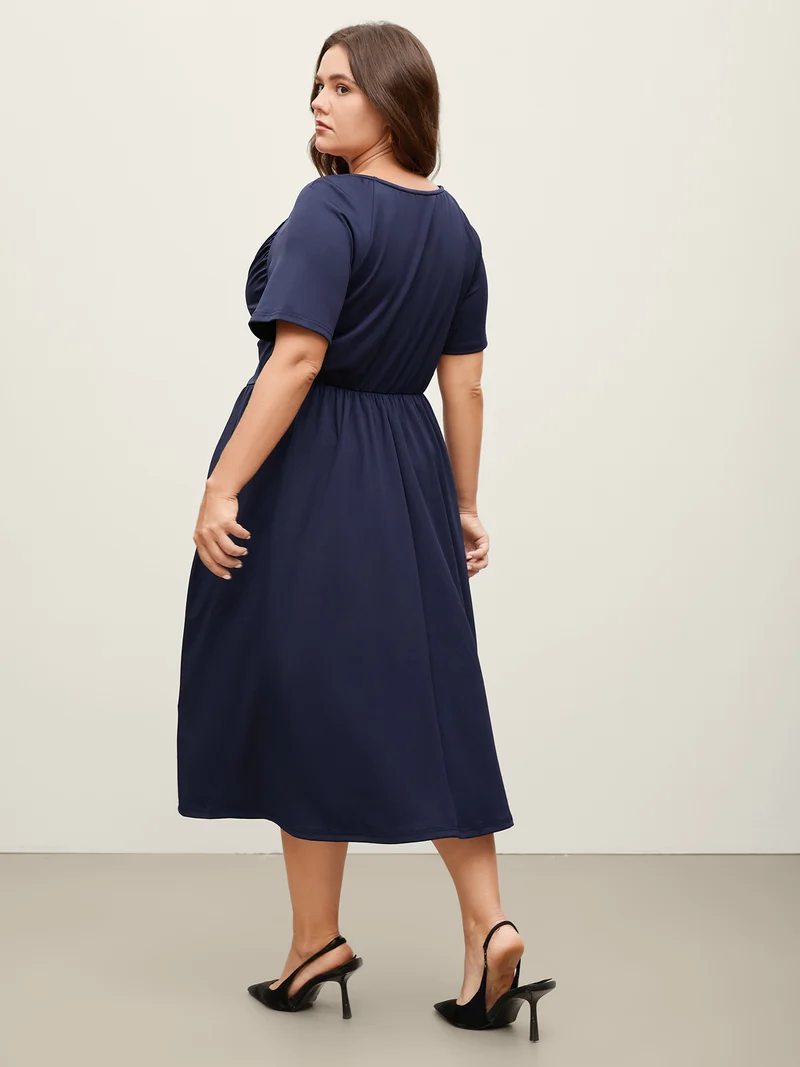 Stretchy Waist Overlap Pockets Midi Dress