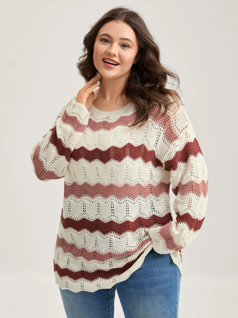 Wavy Textured Stripes Cut-Out Lightweight Pullover