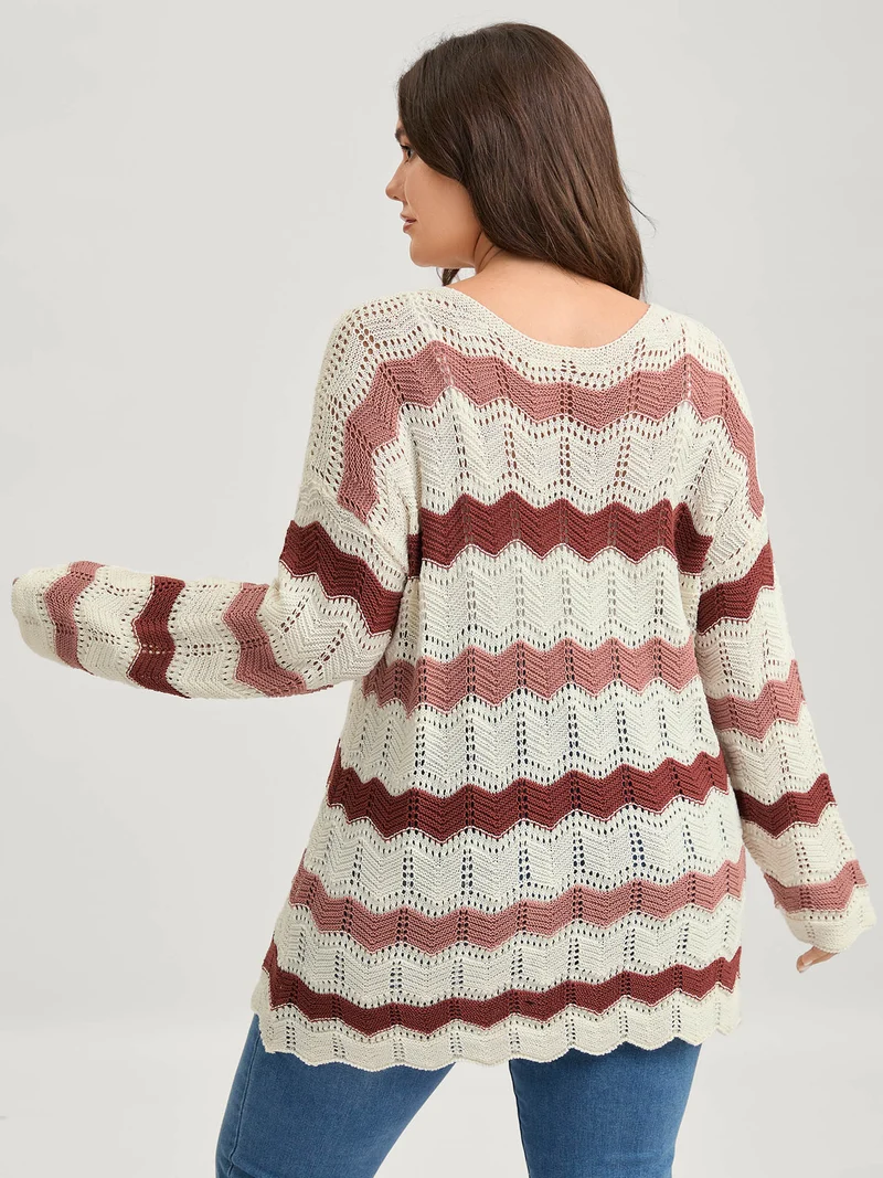 Wavy Textured Stripes Cut-Out Lightweight Pullover