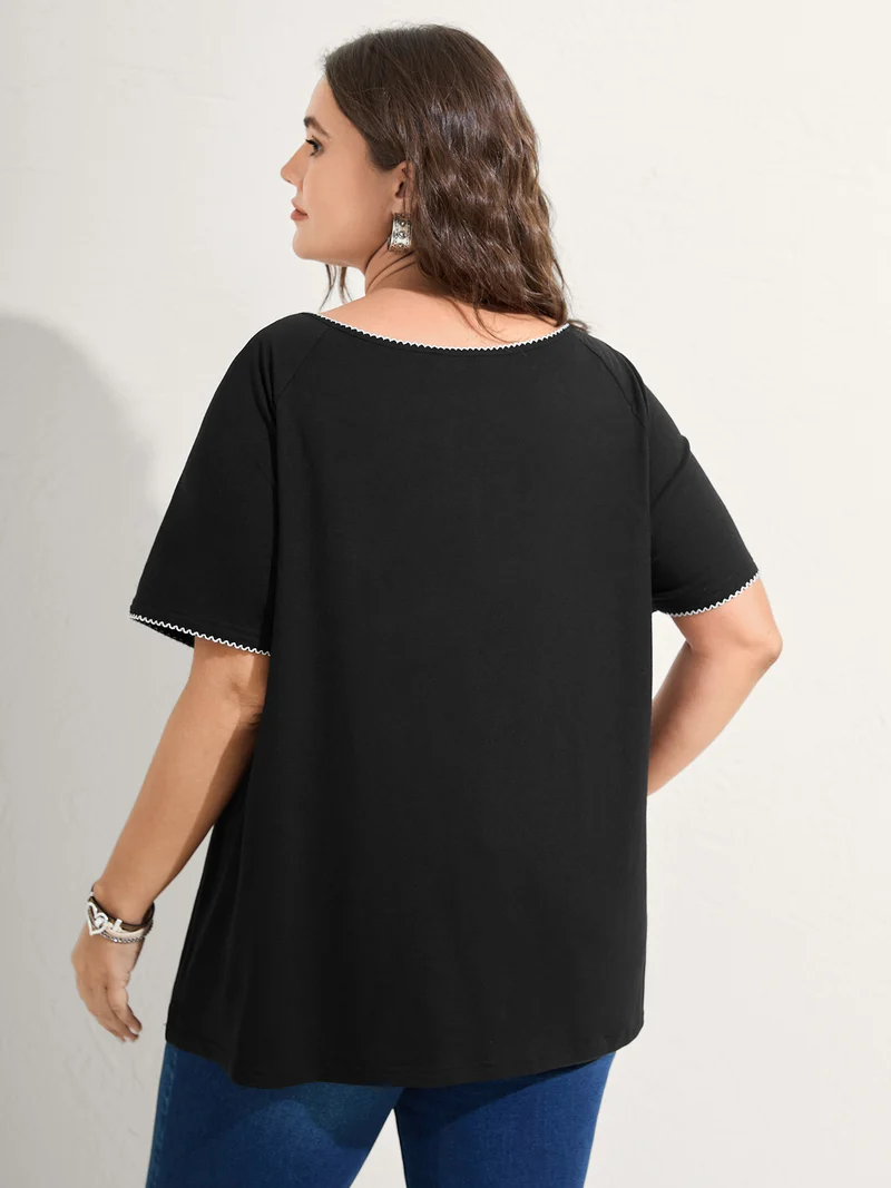 Lace Color Contrast Pleated T-Shirt