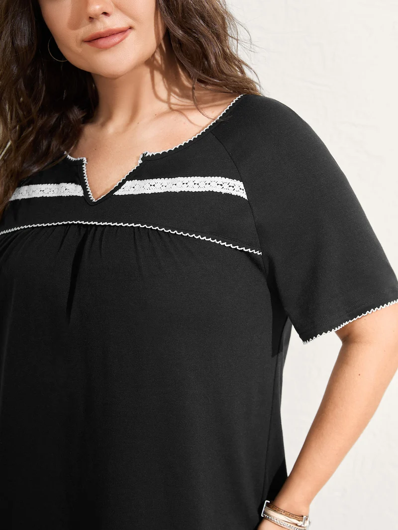 Lace Color Contrast Pleated T-Shirt