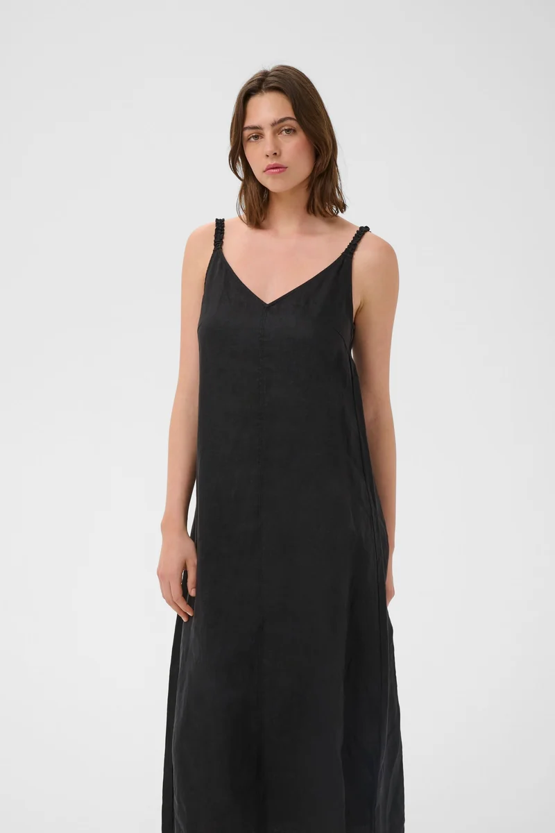 Robe Elinor midi fluide à bretelles fines