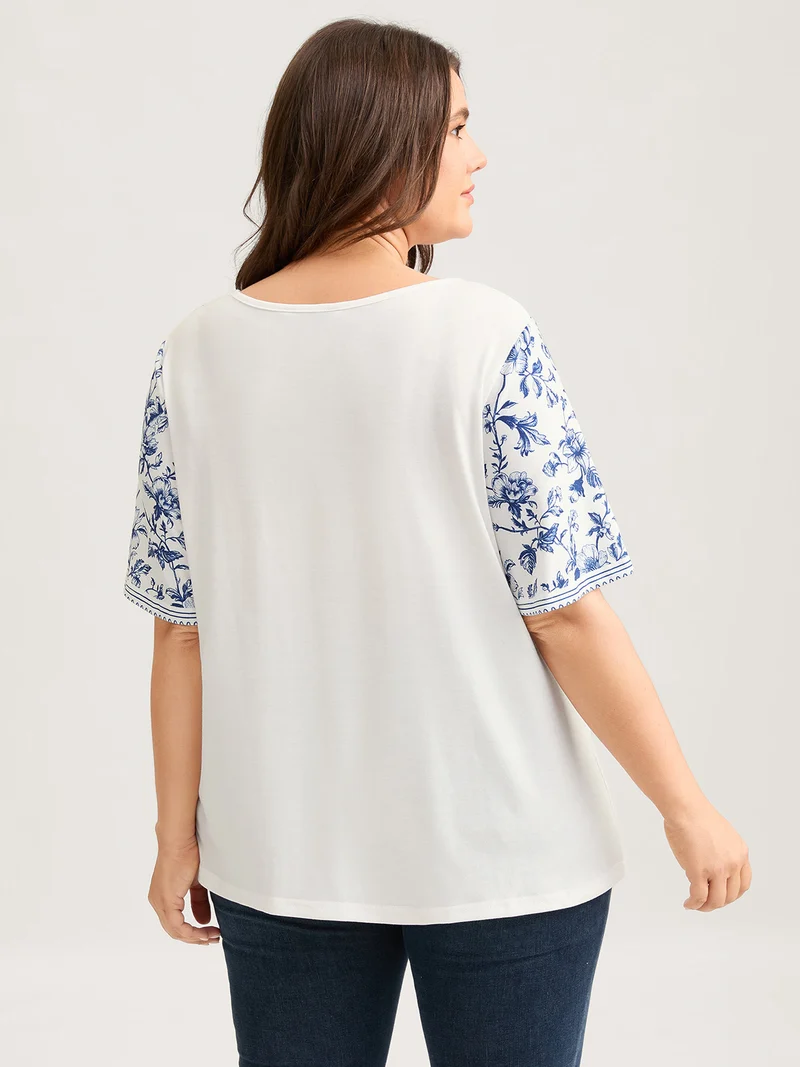 Floral Flowy Knit Solid T-Shirt