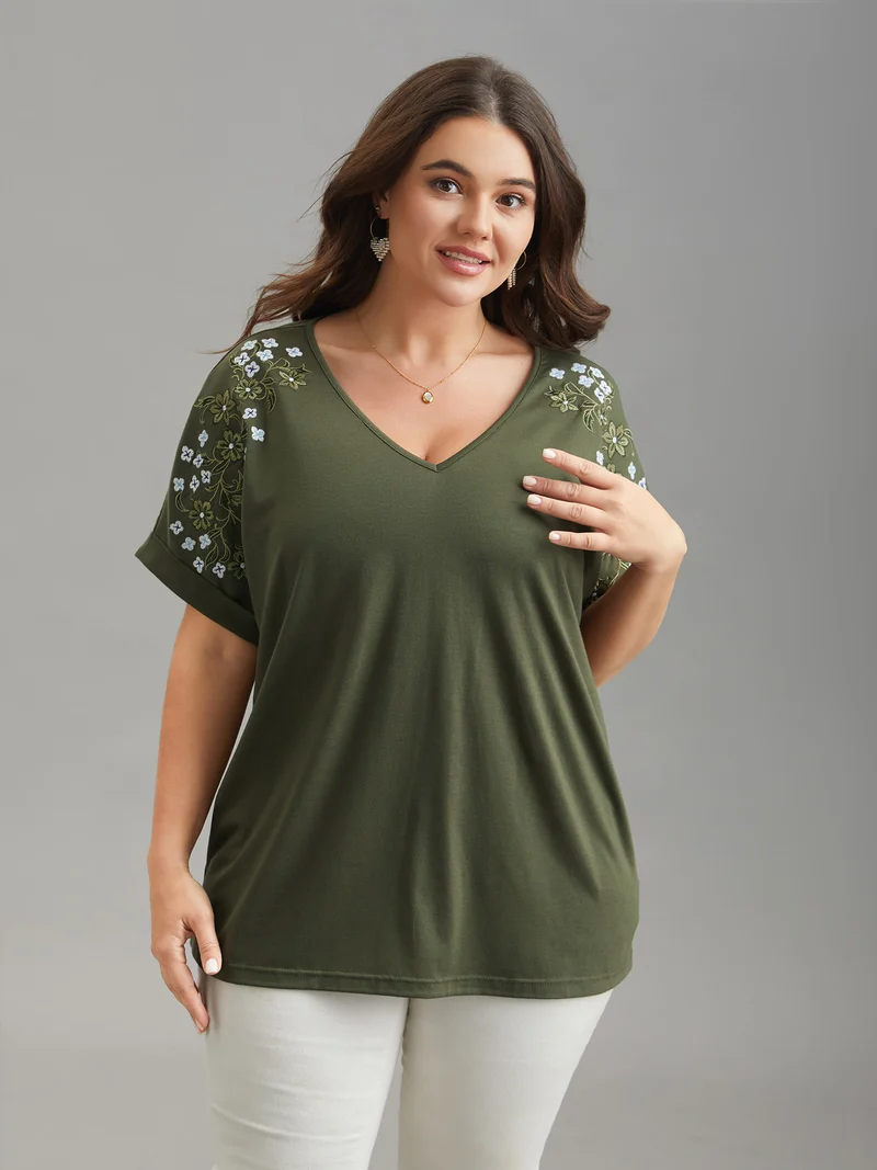 Stretchy Embroidered Drop Shoulder T-Shirt