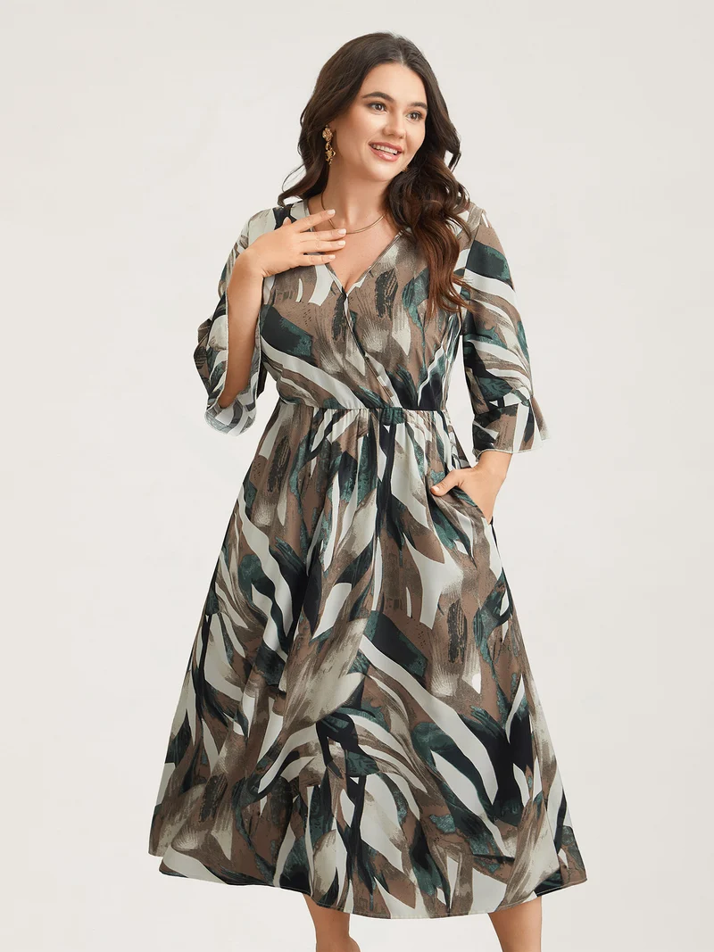 Abstract Print Lotus Leaf Cuff Pockets Dress