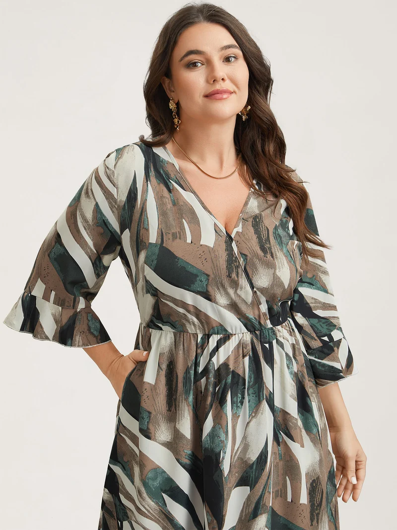 Abstract Print Lotus Leaf Cuff Pockets Dress
