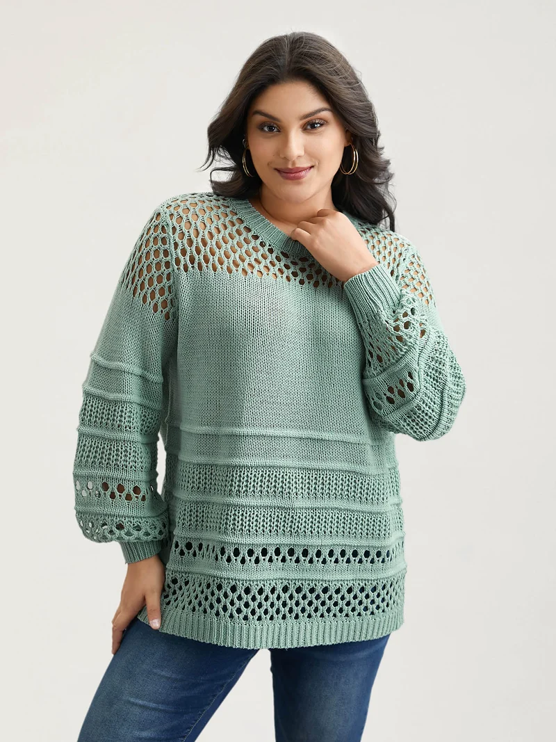 Textured Cut-Out Round Neck Pullover
