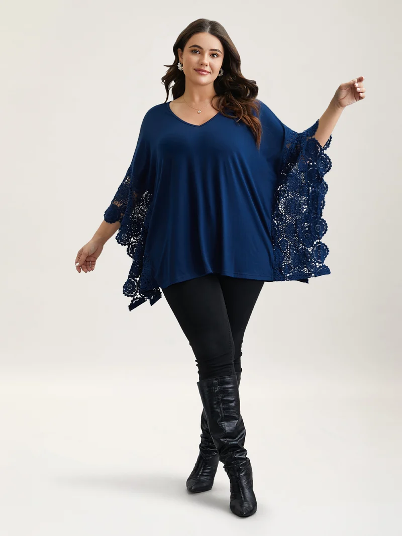 V-Neck Crochet Lace Batwing Sleeve T-Shirt