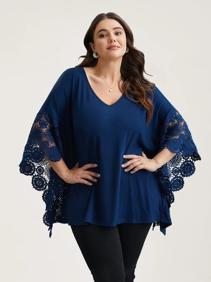 V-Neck Crochet Lace Batwing Sleeve T-Shirt
