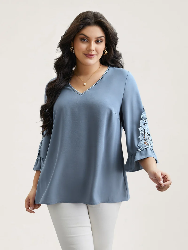 Lace Patchwork Ruffled V-Neck Blouse