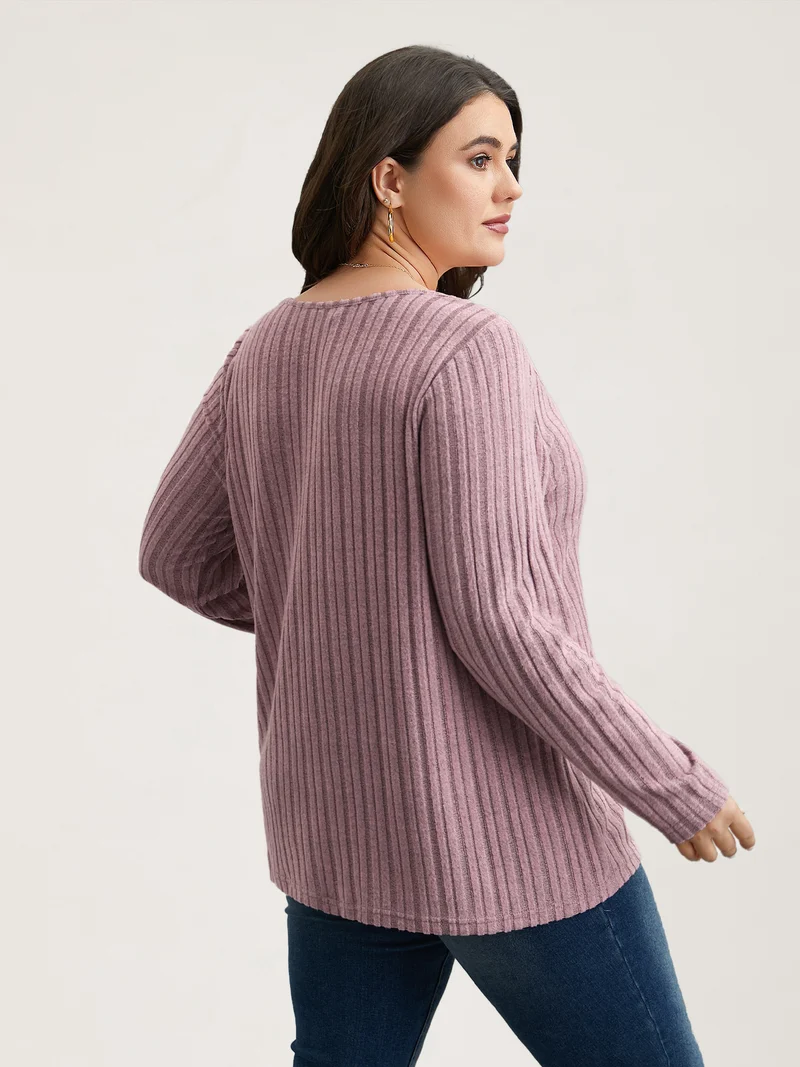V-Neck Textured Pit Strip Fitted T-Shirt