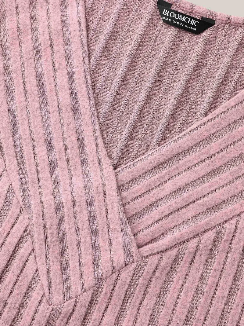 V-Neck Textured Pit Strip Fitted T-Shirt