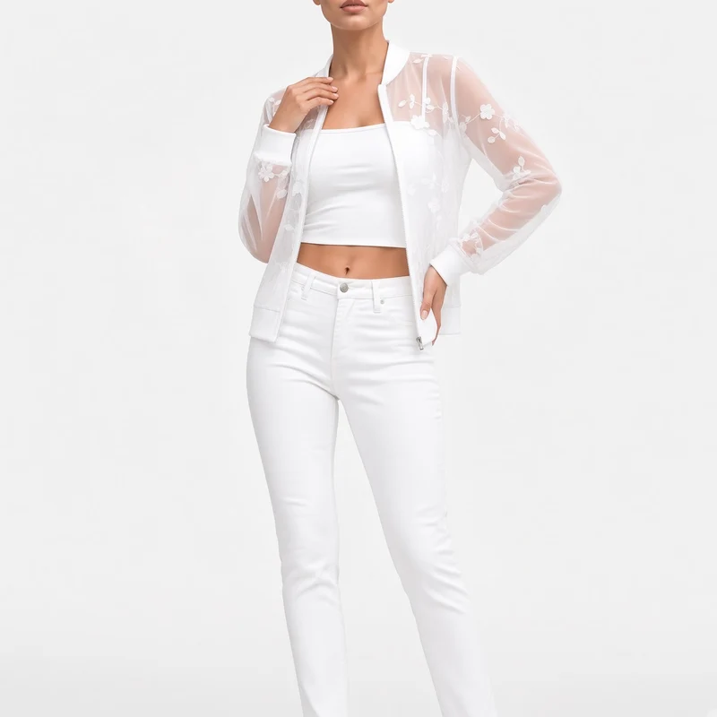 Aveloria™ — Veste transparente brodée élégance délicate